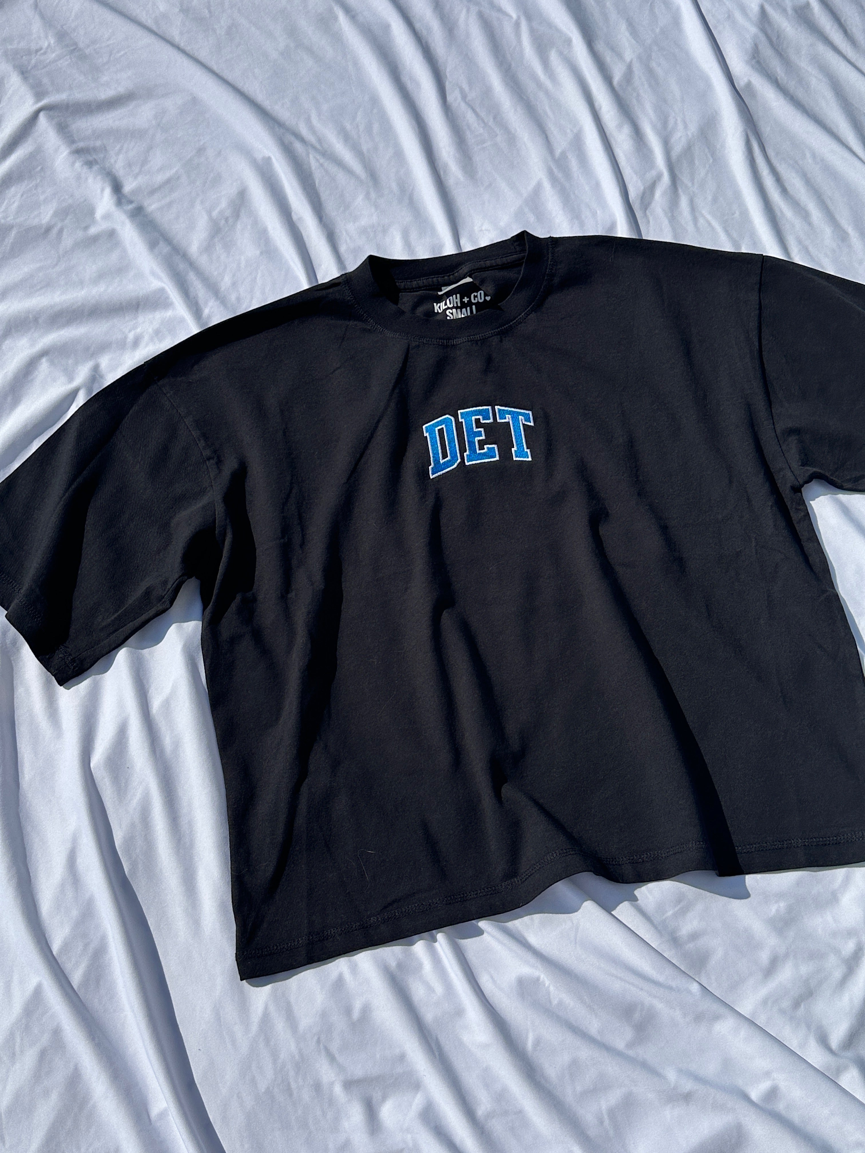 DET Embroidered Black Oversized Boxy Tee – Kiloh + Co.