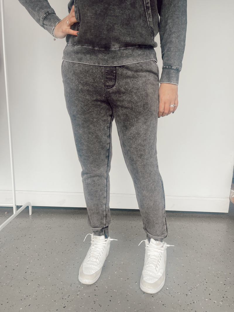 Airplane Mineral Wash Joggers